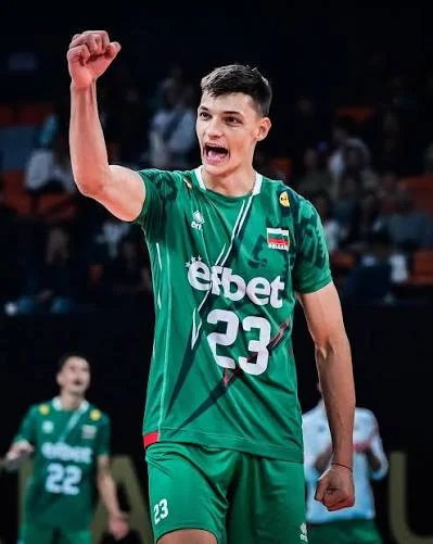 Aleksandar Nikolov